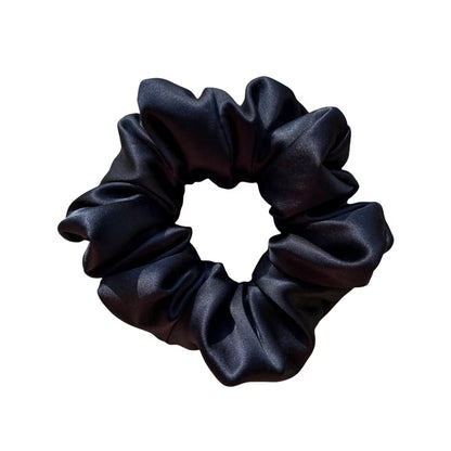 Adjustable silk bonnet
