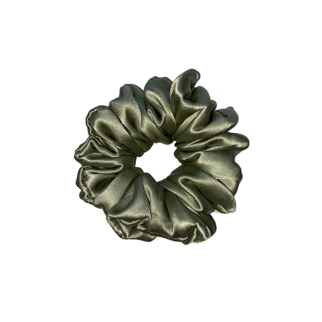 Adjustable silk bonnet
