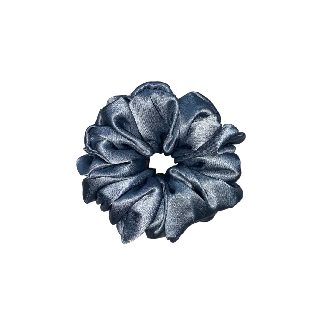 Adjustable silk bonnet
