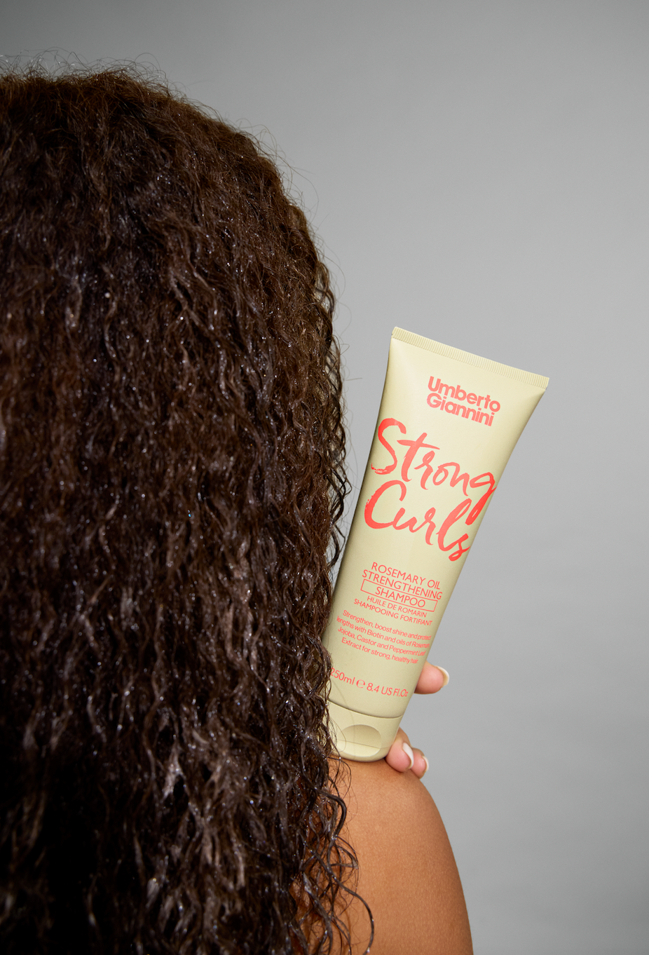Umberto Giannini Strong Curls Rosemary Oil Shampoo 